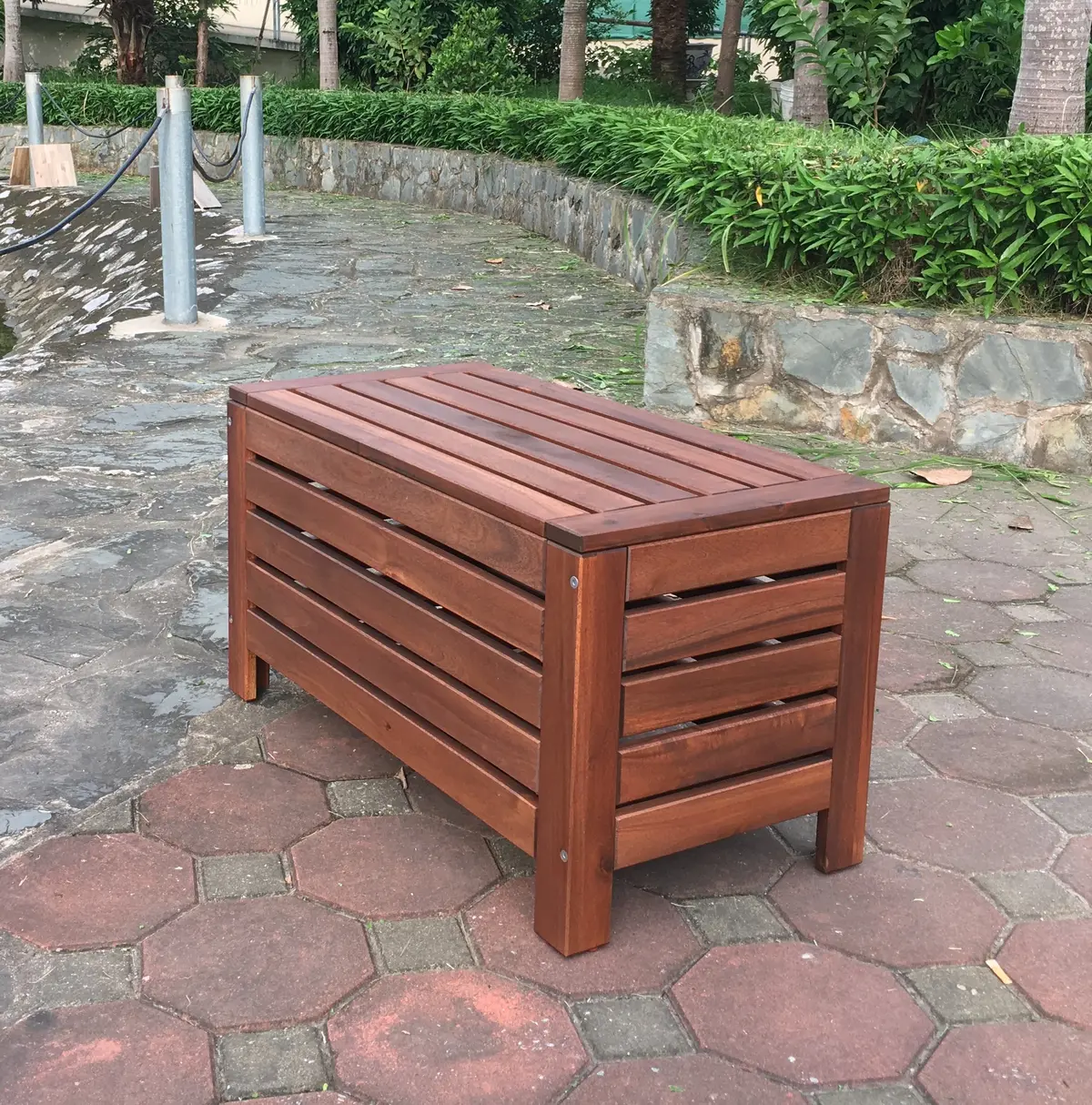Acacia Wood Garden Accessories: B2B Sourcing Guide